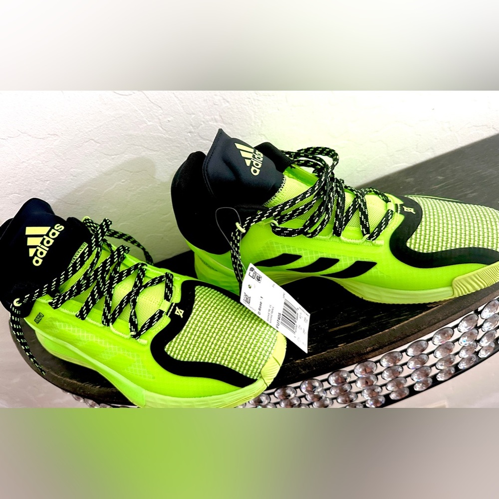 Neon Adidas’s